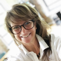 Kathy Bonavist Email & Phone Number