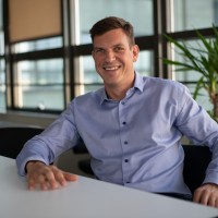 Email e telefono di Blaž Strle