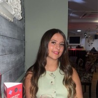 Oliver James Ltd Employee Lydia Royle's profile photo