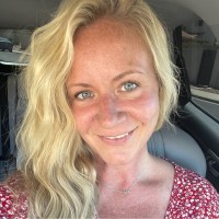 Universal Lending Employee Christine Drews's profile photo