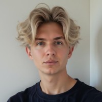 Etienne Wasil's profile photo