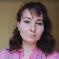 Oksana Pinchuk Email