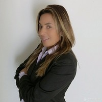 Liz Izzo Email & Phone Number