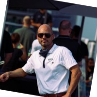 Volker Burger Email