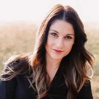 Tess Johnston Email & Phone Number