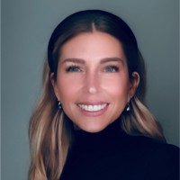 KnitWell Group Employee Leslie Lowe's profile photo