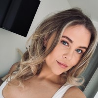 Eve Lloyd Email