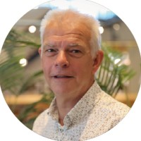 Arnold Ruisch Email