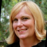 Tracey McKinnon Email
