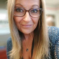 Cat Romaniello's profile photo