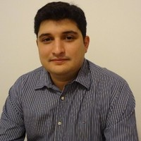 E-mail e número de telefone de Pedro Tinano