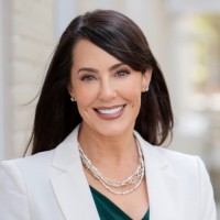 Nest Realty of the Triangle Employee Holly Hayes's profile photo