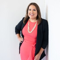 Shellie Reyes Email & Phone Number