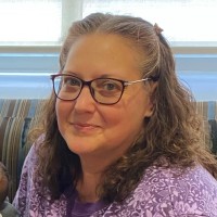 Simmers Crane Design & Service Employee Tona Warneke's profile photo