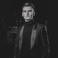 Simon Clavet Email