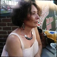 Deedee Hanson Email & Phone Number