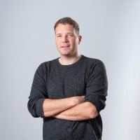 Róbert Róka Email