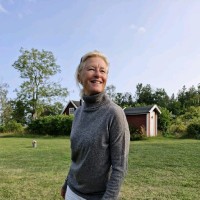 Ann-Katrine Roth Email
