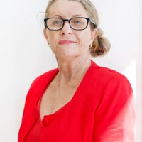 Sandi Heywood Email & Phone Number