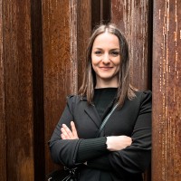 Marianna Hosťovecká Email