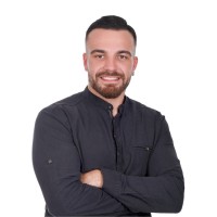 Onur Ünal Email