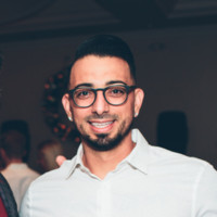 Forward Movement Media Employee Armen Zakarian's profile photo