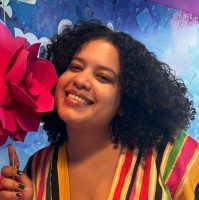Julia Rodrigues Email