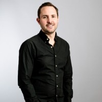 Stefan Phillips Email