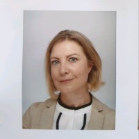 Gizela Benedek Email