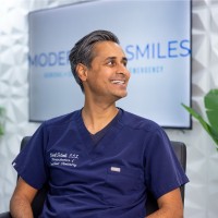 Vivek Solanki Email
