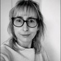 Liesbeth Vogels Email