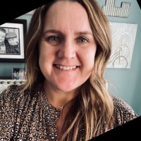Carrie Larson Email & Phone Number