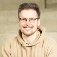 Alexander Prams Email