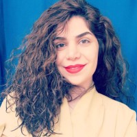 Farnoosh Razee Email