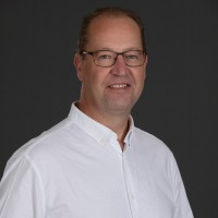 Ross Henderson Email & Phone Number