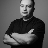 Davit Okhikyan Email