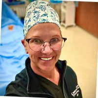 Saint Paul College-A Community and Technical College Employee Viki Viertel's profile photo
