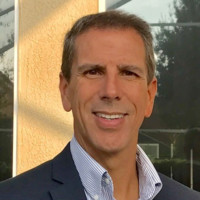 Rewards Network Employee Mitchell Hipp's profile photo