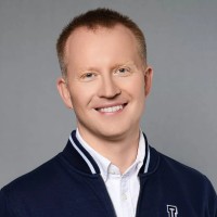 E-mail e número de telefone de Lukasz Kluskiewicz