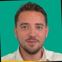 123 Pare-brise Employee Louis Pladys's profile photo