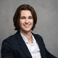 Docubee Employee Max Bernhart's profile photo