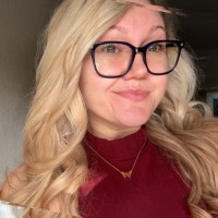 Miranda Thurston Email & Phone Number