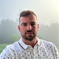 Alejandro L. Email