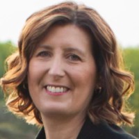 Holly Minne Email & Phone Number