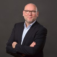 Markus Linder Email