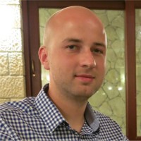 Daniel Schröer Email