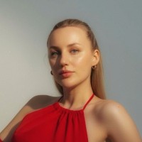 Nelia Masiuk Email