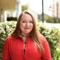 Healthcare Solutions Team Employee Lisa Lively's profile photo