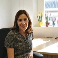 Ángela González Díez Email