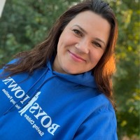 Amanda McDowell Email & Phone Number